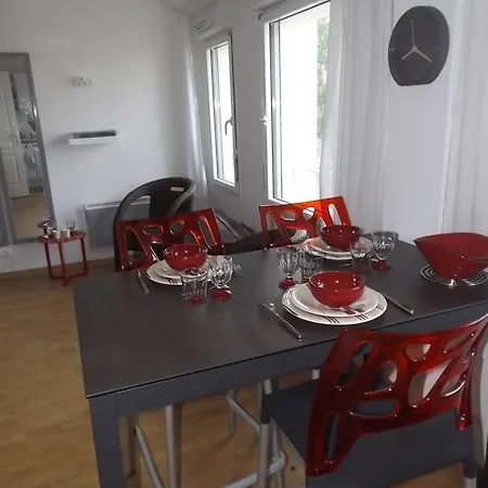 Apartment Au Bord Du Rivage Le Pouliguen
